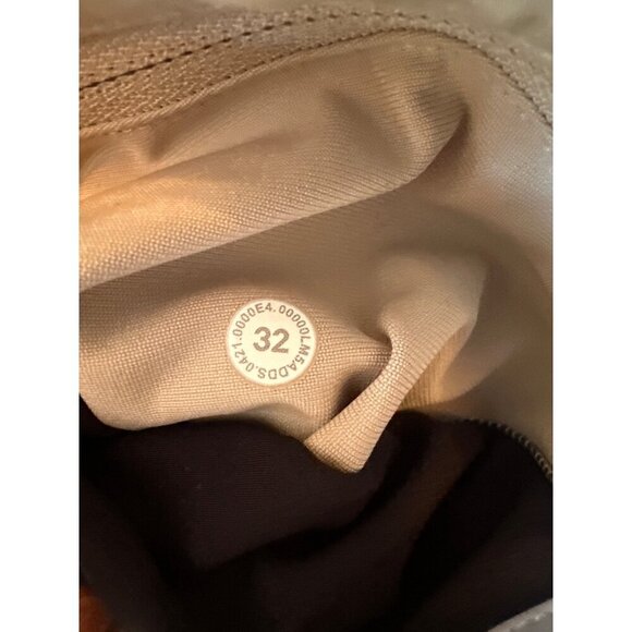 Lululemon Mens Beige Khaki ABC Pants Size 32 Casual Classic Fit - Picture 5 of 5